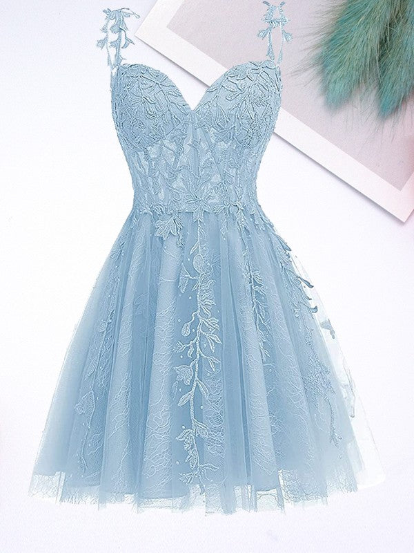 A-Line/Princess Lace Applique V-neck Sleeveless Short/Mini Homecoming Dress