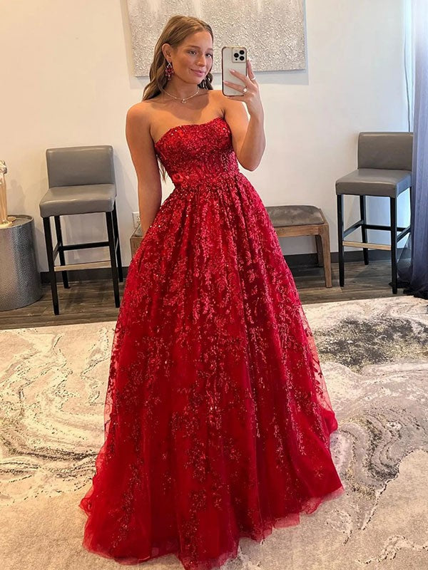 A-Line/Princess Tulle Applique Strapless Sleeveless Sweep/Brush Train Prom Dress