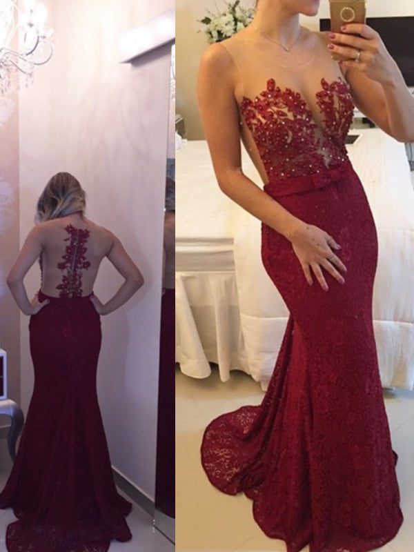 Sheath Lace Scoop Sleeveless Sweep/Brush Train With Applique Prom Dress
