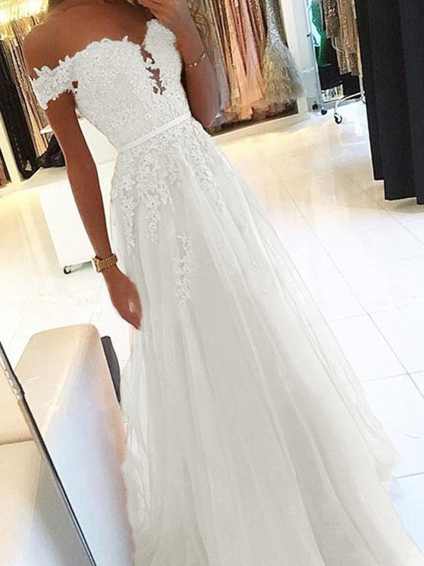 A-Line Off-the-Shoulder Sleeveless Floor-Length With Applique Tulle Prom Dress