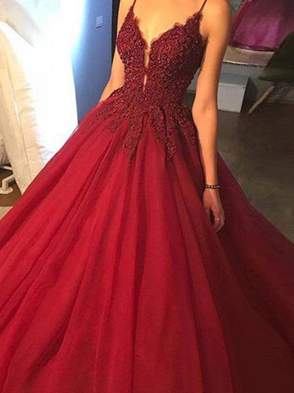 Ball Gown Sleeveless Spaghetti Straps Sweep/Brush Train With Applique Tulle Prom Dress