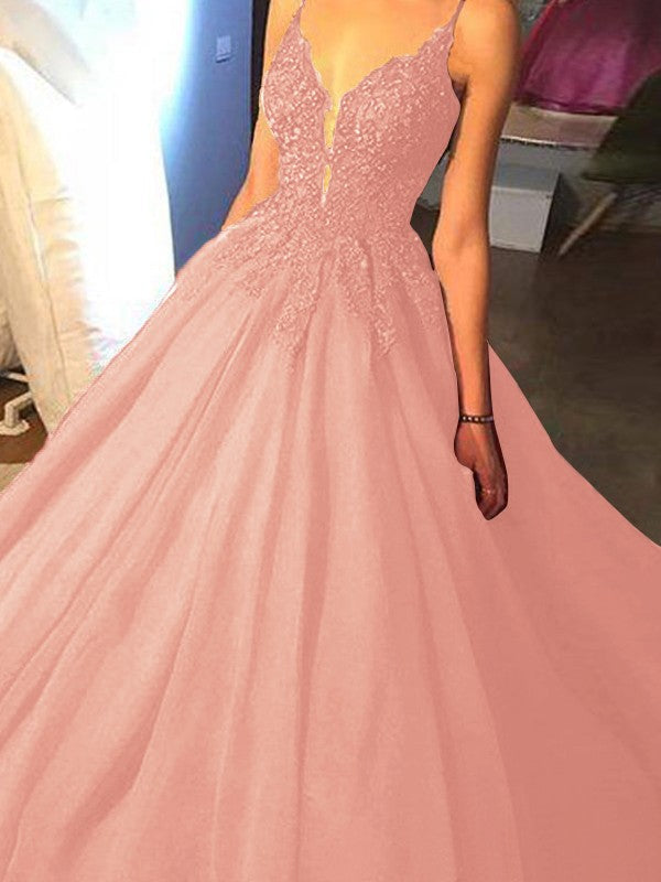 Ball Gown Sleeveless Spaghetti Straps Sweep/Brush Train With Applique Tulle Prom Dress