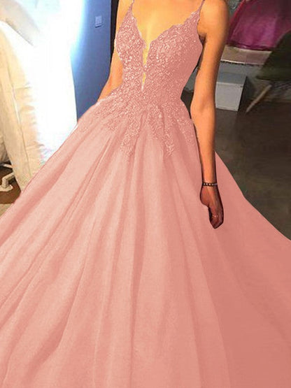 Ball Gown Sleeveless Spaghetti Straps Sweep/Brush Train With Applique Tulle Prom Dress