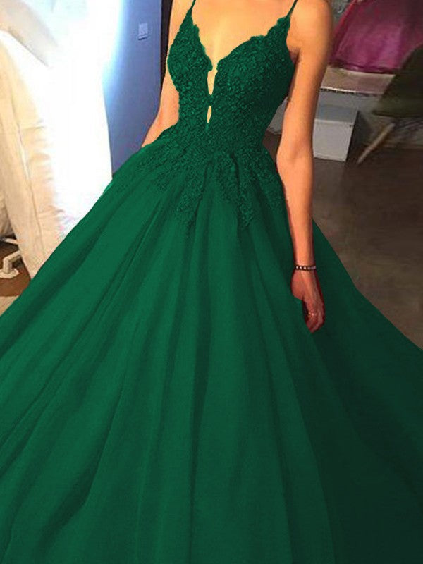 Ball Gown Sleeveless Spaghetti Straps Sweep/Brush Train With Applique Tulle Prom Dress