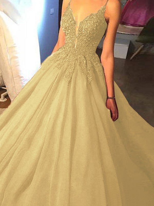 Ball Gown Sleeveless Spaghetti Straps Sweep/Brush Train With Applique Tulle Prom Dress