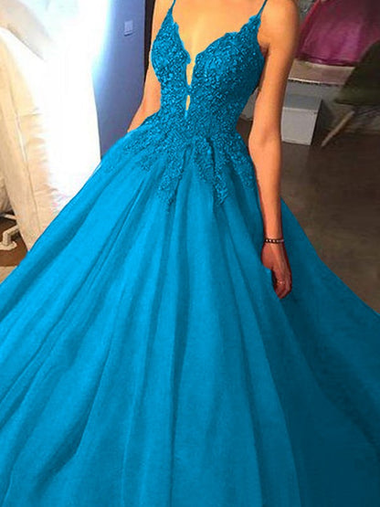 Ball Gown Sleeveless Spaghetti Straps Sweep/Brush Train With Applique Tulle Prom Dress