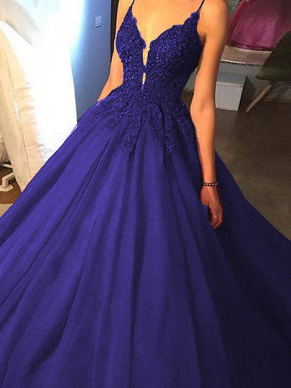 Ball Gown Sleeveless Spaghetti Straps Sweep/Brush Train With Applique Tulle Prom Dress