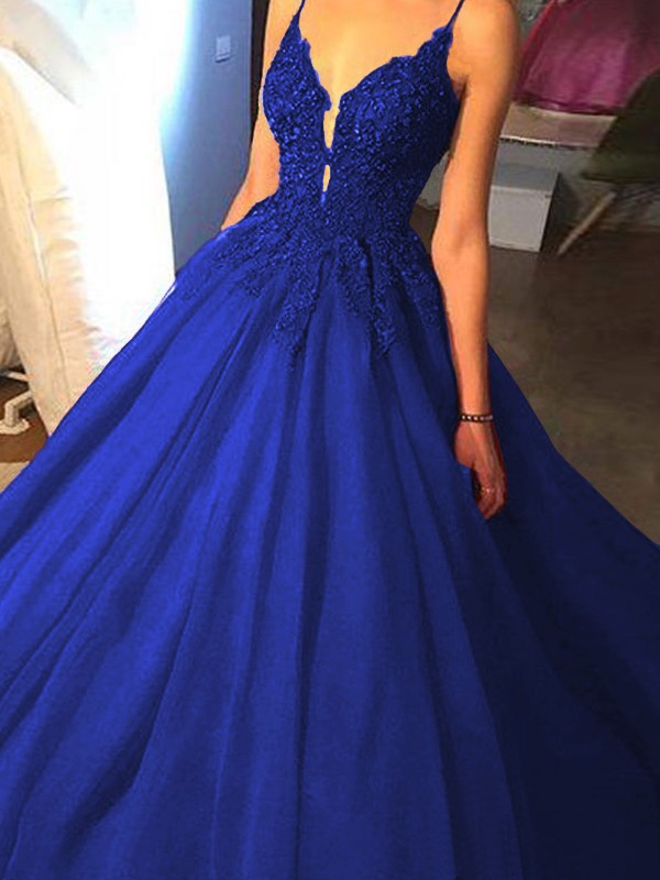 Ball Gown Sleeveless Spaghetti Straps Sweep/Brush Train With Applique Tulle Prom Dress