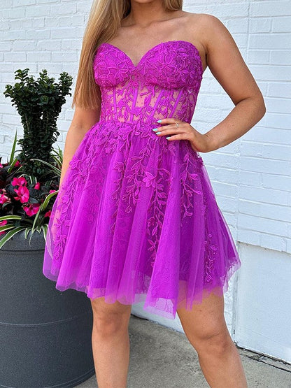 A-Line/Princess Tulle Applique Sweetheart Sleeveless Short/Mini Corset Prom Dress