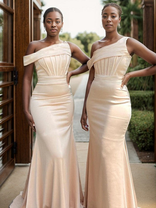 Sheath/Column Silk Like Satin Pleated Sweep Train Corset Bridesmaid Dresses