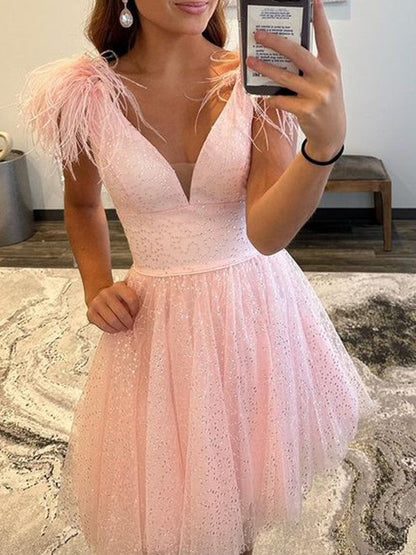 A-Line/Princess Ruffles V-neck Sleeveless Short/Mini Prom Dress