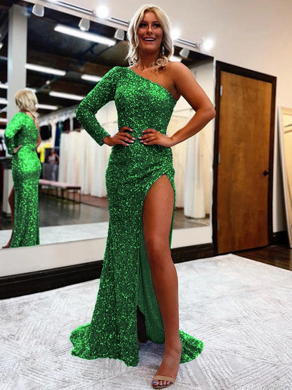 Sheath/Column Velvet Sequins One-Shoulder Long Sleeves Sweep/Brush Train Prom Dress