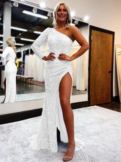 Sheath/Column Velvet Sequins One-Shoulder Long Sleeves Sweep/Brush Train Prom Dress
