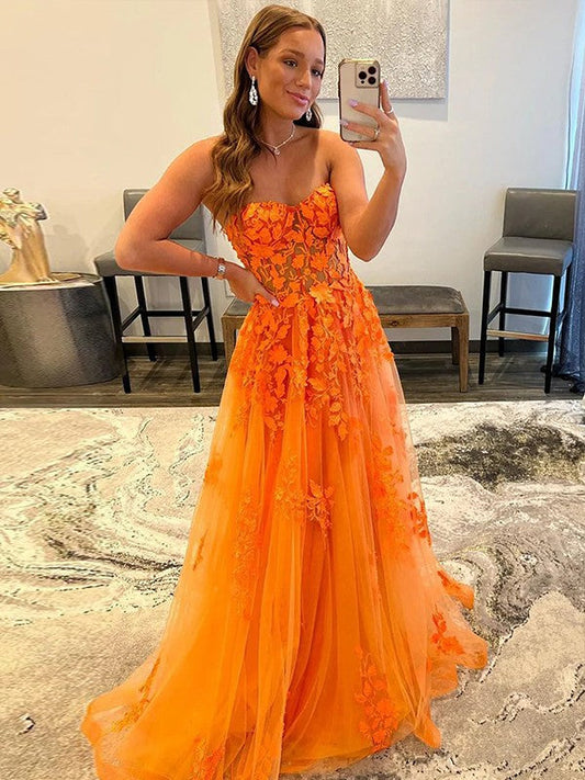 A-Line/Princess Tulle Corset-Style Applique Sweetheart Sleeveless Sweep/Brush Train Prom Dress