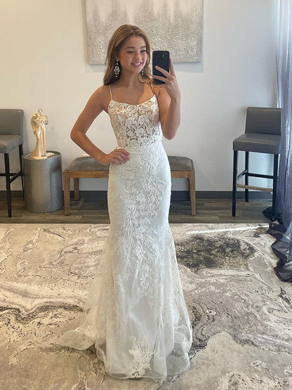 Sheath/Column Tulle Applique Spaghetti Straps Sleeveless Sweep/Brush Train Prom Dress