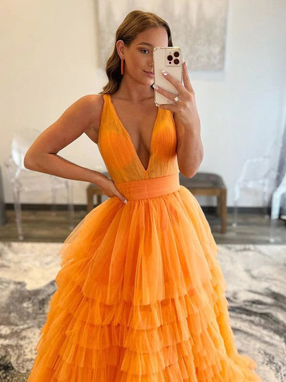 A-Line/Princess Tulle Ruffles V-neck Sleeveless Floor-Length Prom Dress