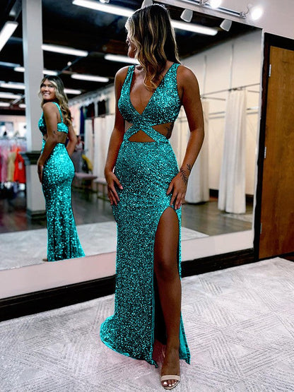 Sheath/Column Velvet Sequins V-neck Sleeveless Sweep/Brush Train Prom Dress