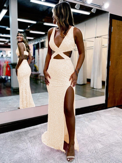 Sheath/Column Velvet Sequins V-neck Sleeveless Sweep/Brush Train Prom Dress