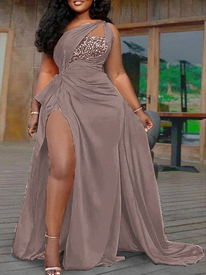Plus Size A-Line/Princess Silk like Satin Halter Sleeveless Sweep/Brush Train Prom Dress