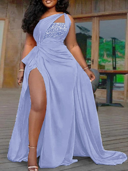 Plus Size A-Line/Princess Silk like Satin Halter Sleeveless Sweep/Brush Train Prom Dress