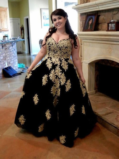 Ball Gown Spaghetti Straps Sleeveless With Applique Floor-Length Tulle Plus Size Prom Dress