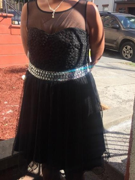 A-Line Sheer Neck Sleeveless With Beading Short/Mini Tulle Plus Size Prom Dress