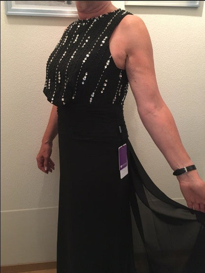 A-Line Scoop Sleeveless With Beading Floor-Length Chiffon Mother of the Bride Dress