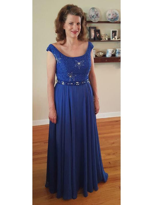 A-Line Scoop Sleeveless With Applique Floor-Length Chiffon Mother of the Bride Dress