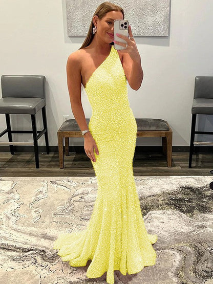 Sheath/Column Velvet Sequins Ruffles One-Shoulder Sleeveless Sweep/Brush Train Prom Dress
