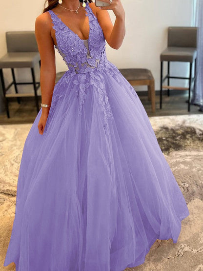Ball Gown Tulle Applique V-neck Sleeveless Floor-Length Prom Dress