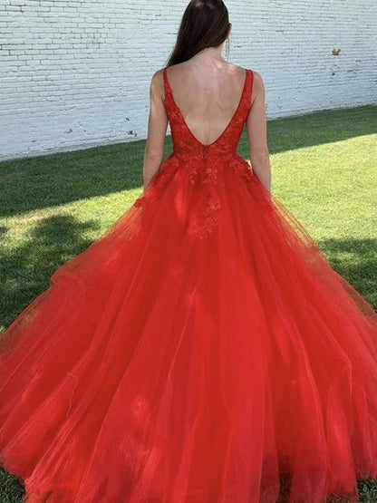 A-Line/Princess Tulle Applique V-neck Sleeveless Sweep/Brush Train Prom Dress