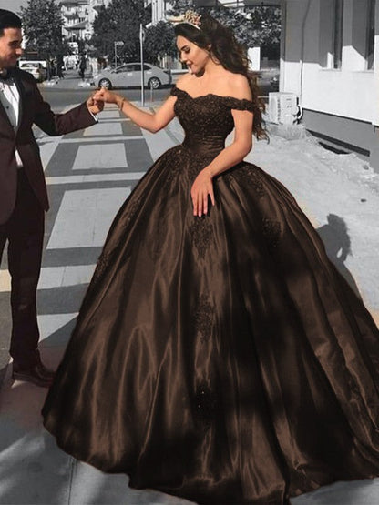 Ball Gown Sleeveless Off-the-Shoulder Sweep/Brush Train Satin Lace Prom Dress