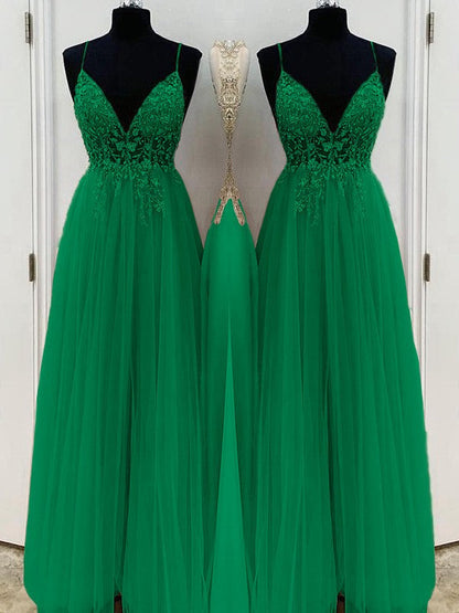 A-Line/Princess Beading Tulle Spaghetti Straps Sleeveless Floor-Length Prom Dress