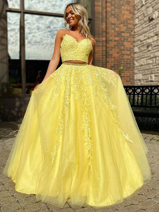 A-Line/Princess Tulle Applique Sleeveless V-neck Floor-Length Two Piece Prom Dress