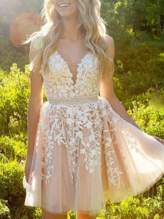 A-Line/Princess Tulle Applique V-neck Sleeveless Short/Mini Homecoming Prom Dress