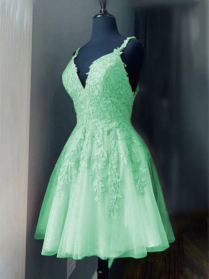 A-Line/Princess Tulle Applique V-neck Sleeveless Short/Mini Prom Dress