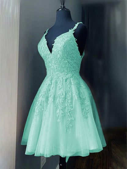 A-Line/Princess Tulle Applique V-neck Sleeveless Short/Mini Prom Dress