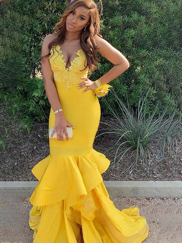 Gorgeous Daffodil Mermaid Stretch Crepe Applique V-neck Sleeveless Sweep/Brush Train Prom Dress
