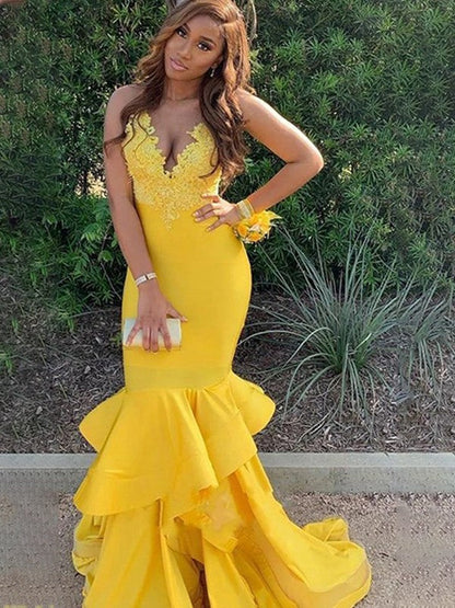 Gorgeous Daffodil Mermaid Stretch Crepe Applique V-neck Sleeveless Sweep/Brush Train Prom Dress