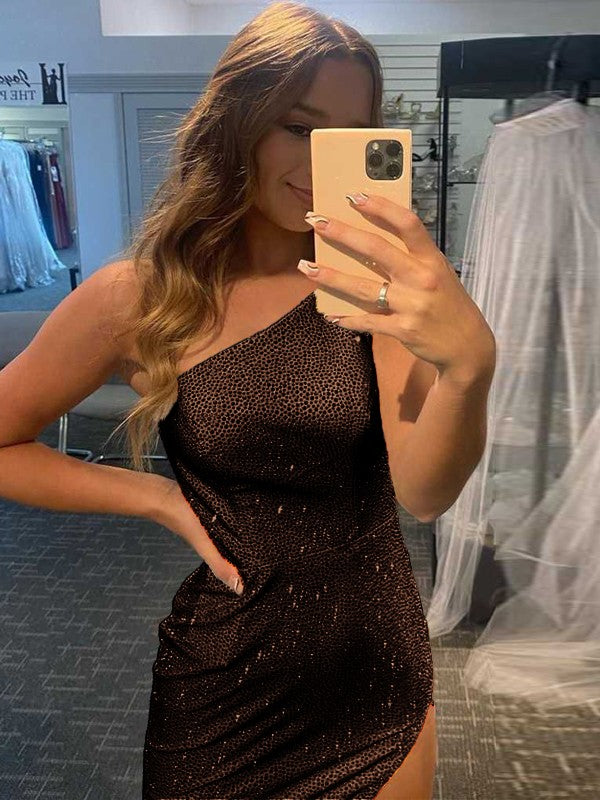 Easily Adored Sheath Sequins Ruched One-Shoulder Sleeveless Sweep/Brush Train Prom Dress