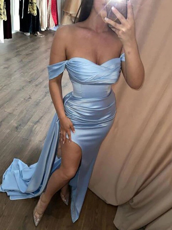 Defined Shine Sheath Elastic Woven Satin Ruched Off-the-Shoulder Sleeveless Sweep/Brush Train Prom Dress