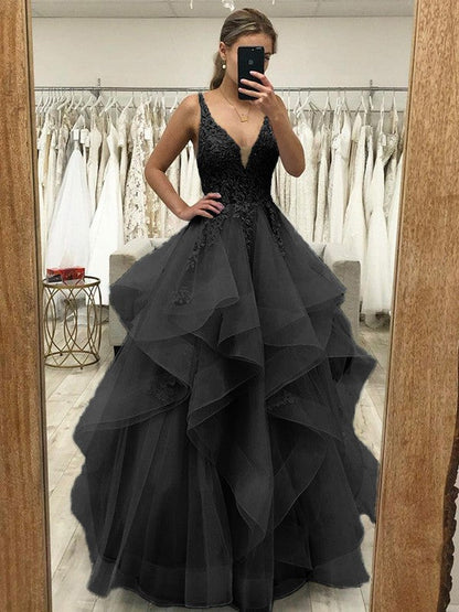 Touch of Texture Princess Style Tulle Applique V-neck Sleeveless Floor-Length Corset Prom Dress