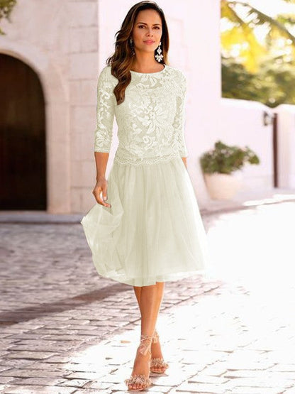 A-Line/Princess Tulle Applique Scoop 3/4 Sleeves Knee-Length Mother of the Bride Dress