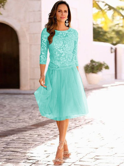 A-Line/Princess Tulle Applique Scoop 3/4 Sleeves Knee-Length Mother of the Bride Dress