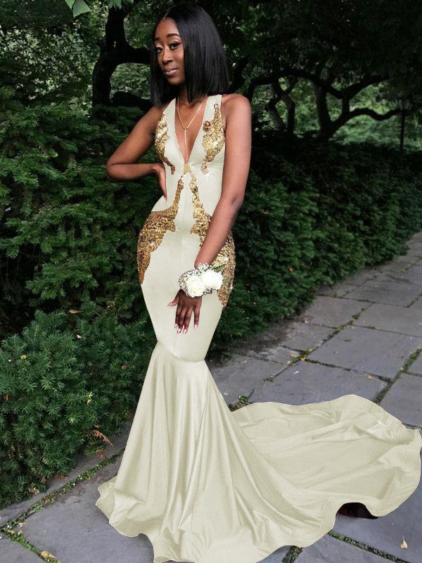 Memorable Magic Mermaid Silk like Satin Applique V-neck Sleeveless Chapel Train Prom Dress