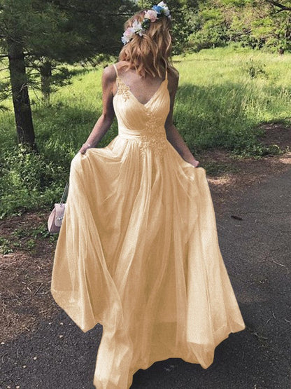 A-Line/Princess Tulle Applique V-neck Sleeveless Sweep/Brush Train Prom Dress