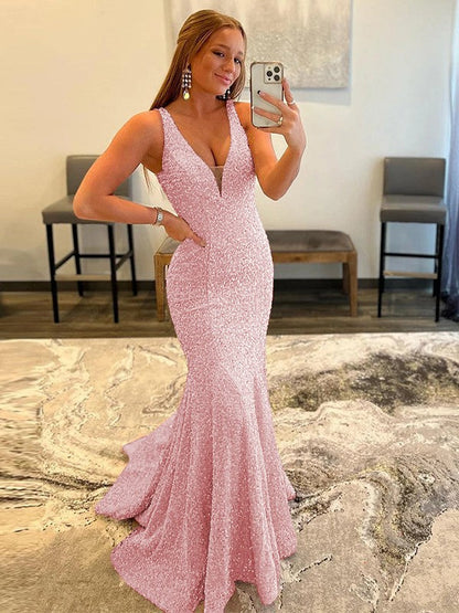 Sheath/Column Velvet Sequins Ruffles V-neck Sleeveless Sweep/Brush Train Prom Dress