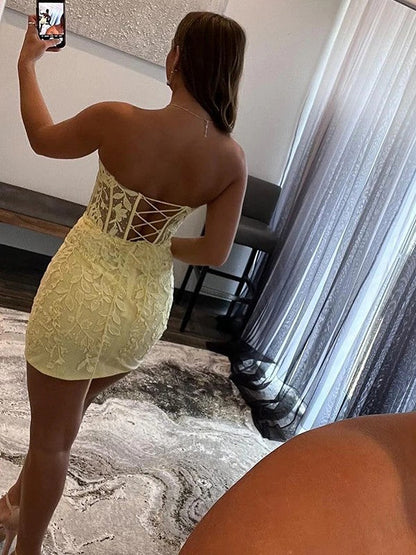 Sheath/Column Lace Sweetheart Sleeveless Short/Mini Corset Prom Dress