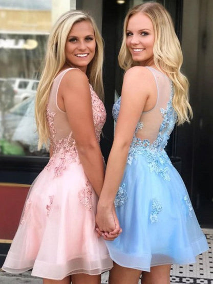 A-Line/Princess Tulle Lace V-neck Sleeveless Short/Mini Homecoming Dress