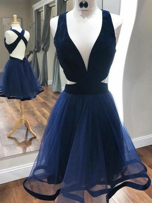A-Line/Princess Tulle Ruffles V-neck Sleeveless Short/Mini Homecoming Dress
